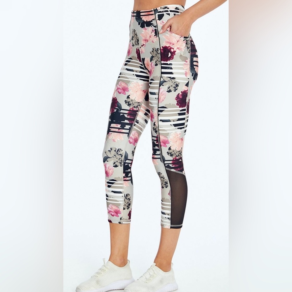 Jessica Simpson floral stripe leggings size Medium NWT